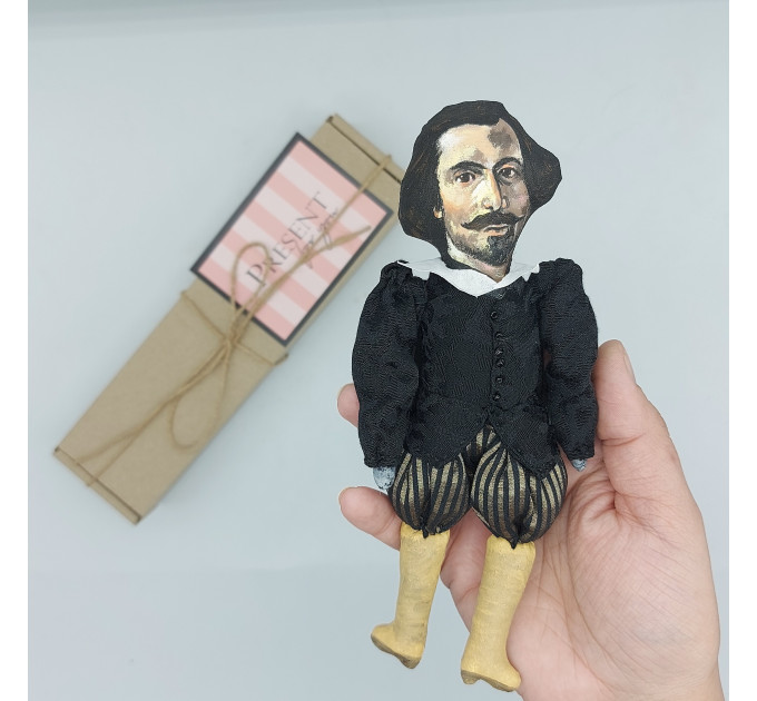 Gian Lorenzo Bernini famous painter figurine - Gift for painter!