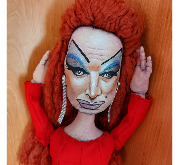 Dawn Davenport Divine companion doll ( 24 inches )