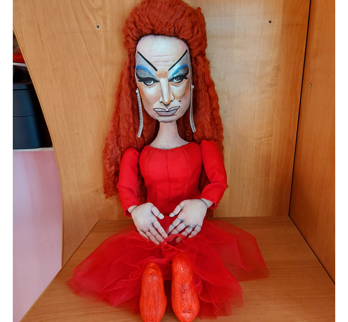 Dawn Davenport Divine companion doll ( 24 inches )