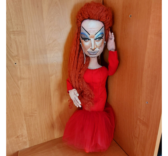 Dawn Davenport Divine companion doll ( 24 inches )