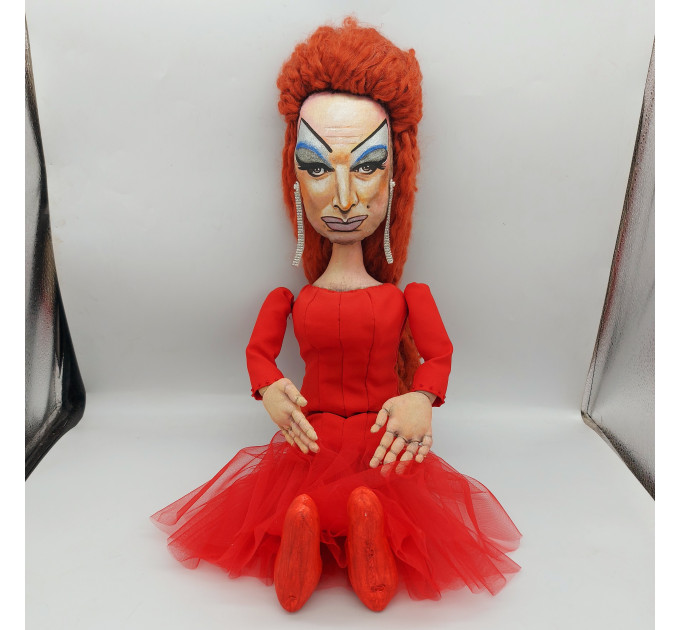 Dawn Davenport Divine companion doll ( 24 inches )