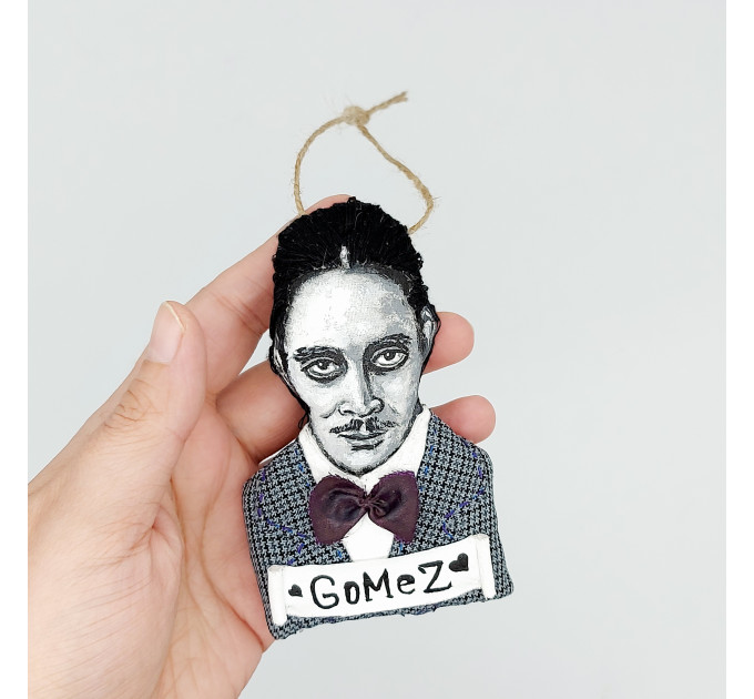 SET Gomes & Morticia ornaments, Horror Movie handcrafted ornaments