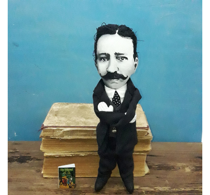 L. Frank Baum famous American author Wizard of Oz - Collectible doll