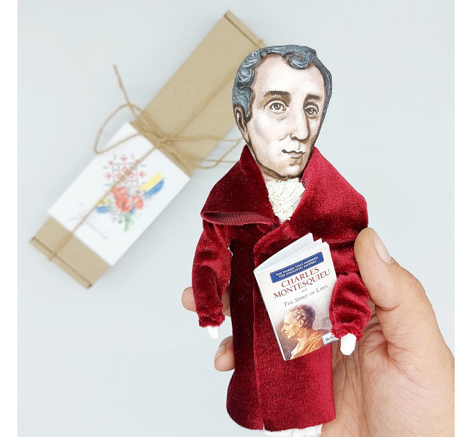 Montesquieu figure, French judge,  historian, political philosopher - Literary gift!
