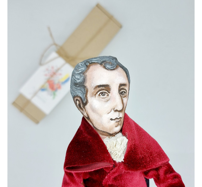 Montesquieu figure, French judge,  historian, political philosopher - Literary gift!