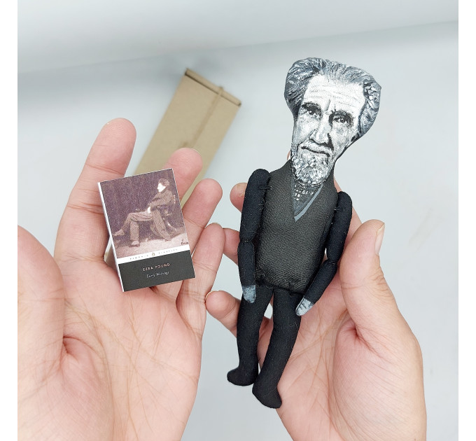Ezra Pound figurine, famous American poet and critic - library bookshelves decor - Literary gift !