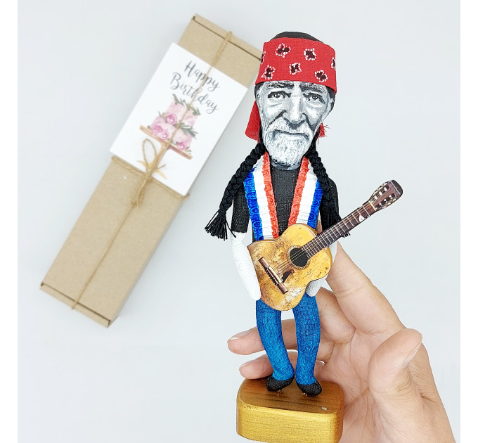 Willie Nelson figurine, famous American singer, guitarist, actor - Music room decor