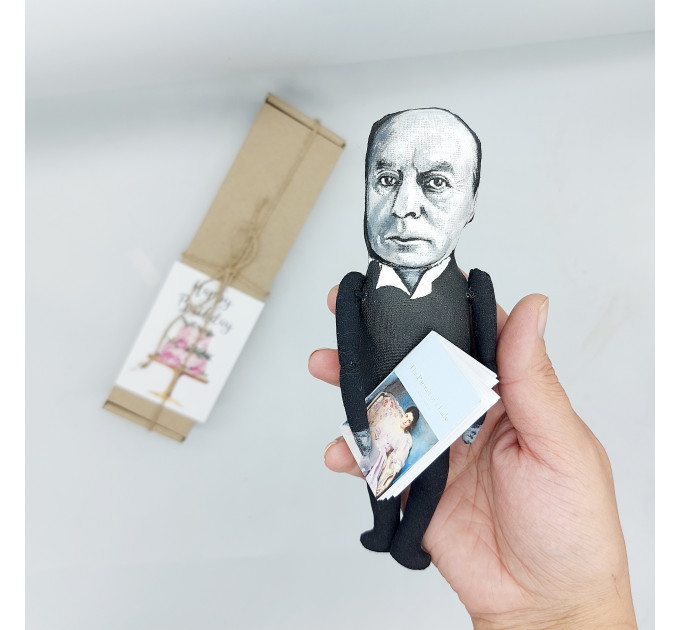 Henry James figure, famous American-British author The Portrait of a Lady - Literary Gift!