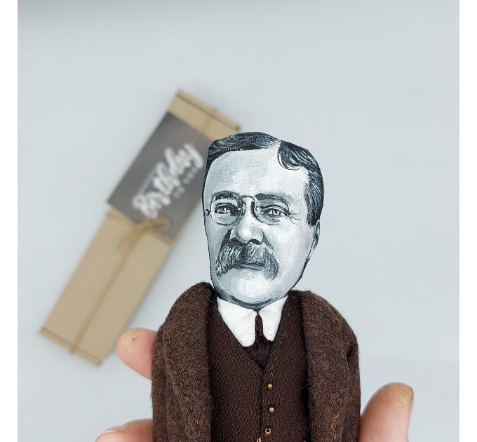 Theodore Roosevelt figurine, 26th president US, collectible doll
