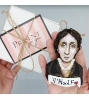 Virginia Woolf ornament