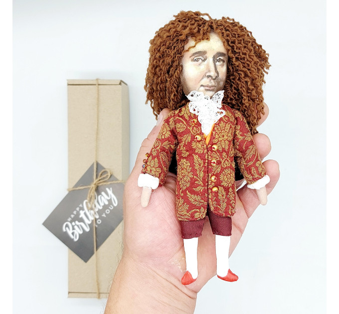 Charles Le Brun figurine, famous French painter of Versailles - Art studio decor, Painter gift!