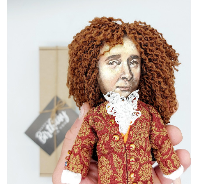Charles Le Brun figurine, famous French painter of Versailles - Art studio decor, Painter gift!