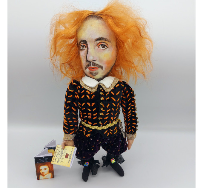 Christopher Marlowe doll, English playwright, poet - Bookworm gift!