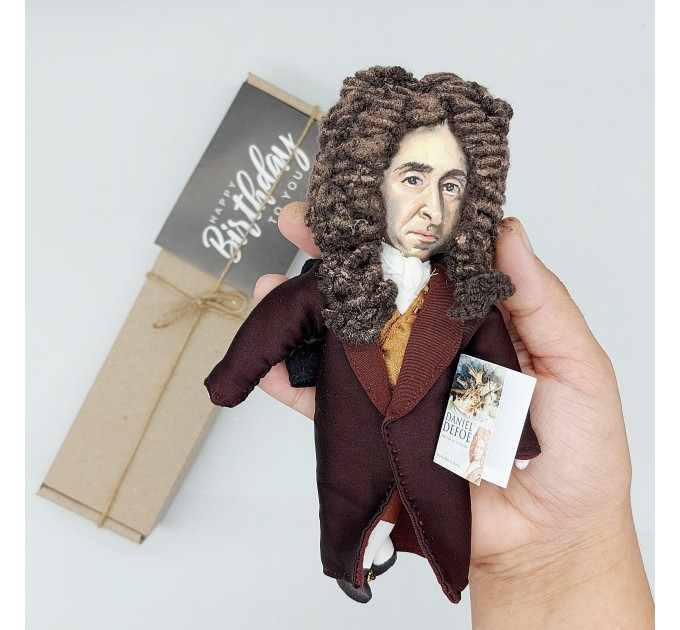 Daniel Defoe figurine, English writer, author novel Robinson Crusoe - Literary gift!