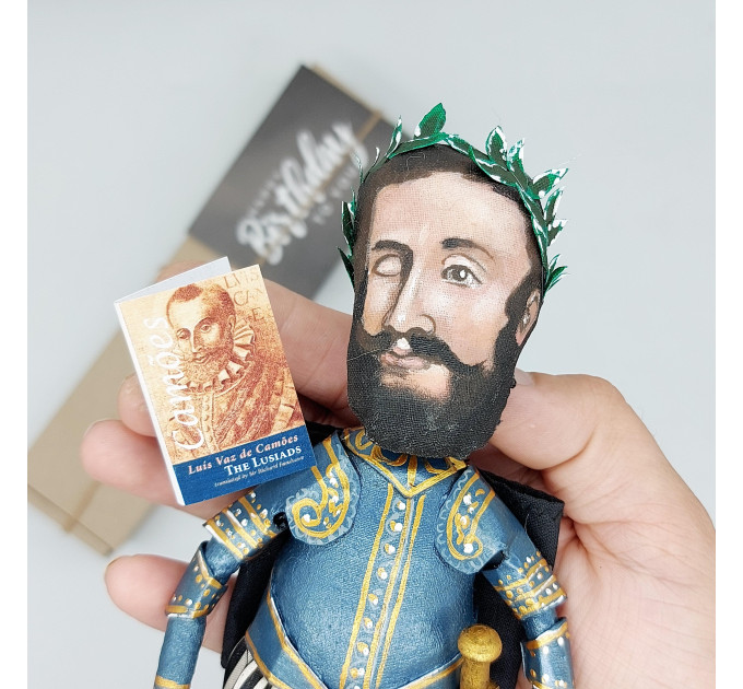 Luís Vaz de Camões figurine, Portugal greatest poet - Literature gift!