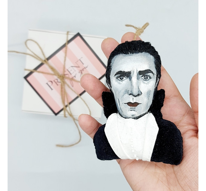 Bela Lugosi Dracula 1931- Halloween tree ornament, horror movie art