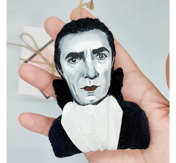 Bela Lugosi Dracula 1931- Halloween tree ornament, horror movie art