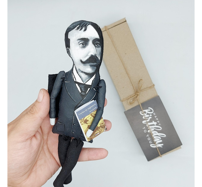 Eça de Queiroz figurine, greatest Portuguese writer - Literature gift! Collectible handmade art