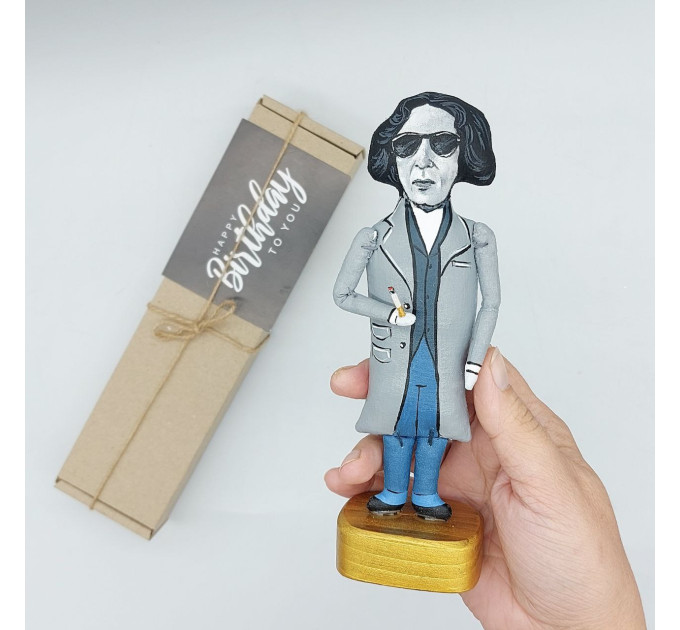 Fran Lebowitz figurine, American author, public speaker, actor - Gift for writers! Collectible art