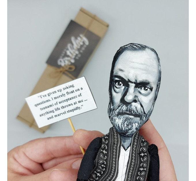 Terry Gilliam figurine, famous American-British filmmaker, comedian and actor - the Monty Python - Retro movie gift