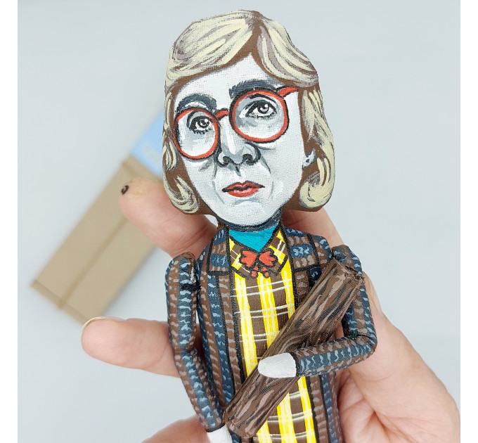 Log Lady figurine 