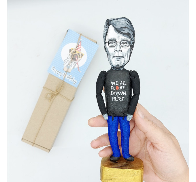 Stephen King figurine, Master of horror - Gifts for Readers  & Writers!