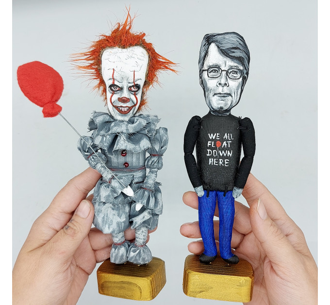 Stephen King figurine, Master of horror - Gifts for Readers  & Writers!