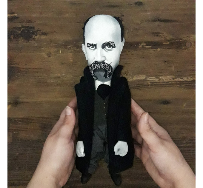 Taras Shevchenko - Kobzar, Ukrainian poet, writer doll - Literary gift! 