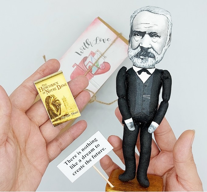 Victor Hugo figure - Literary gift! Collectible doll 