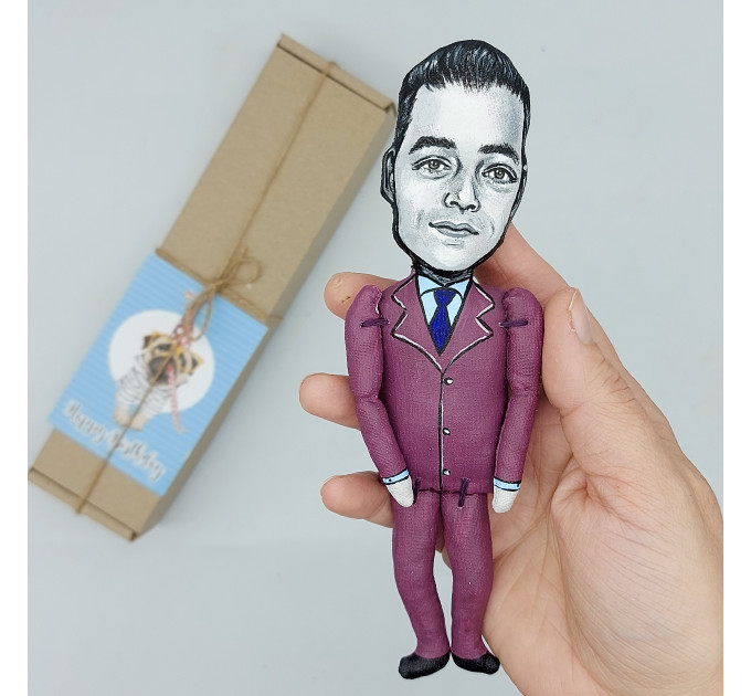 Rami Malek figurine