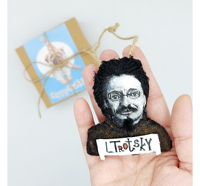 Leon Trotsky ornament