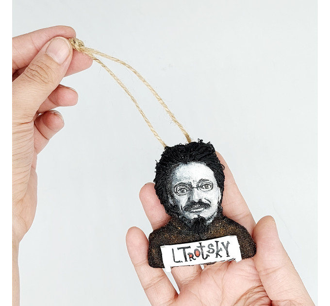 Leon Trotsky ornament