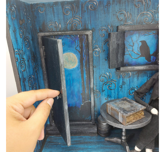 Edgar Allan Poe diorama