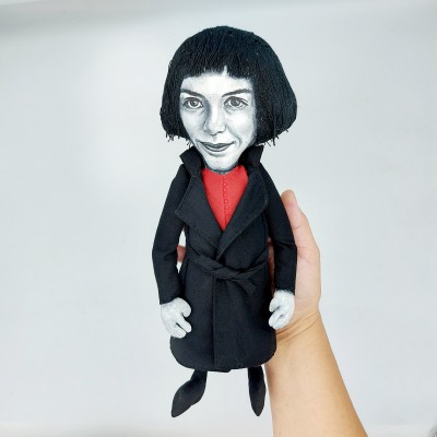 Amelie Poulain doll