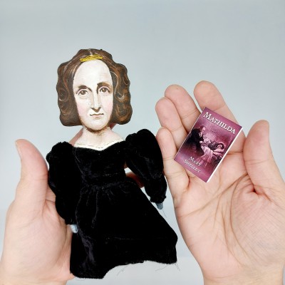 Mary Shelley figurine